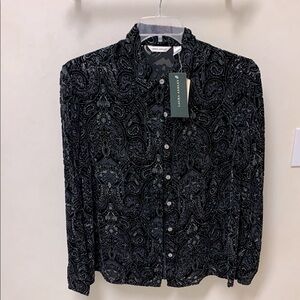 NWT Women’s Size Large Black Paisley Shirt